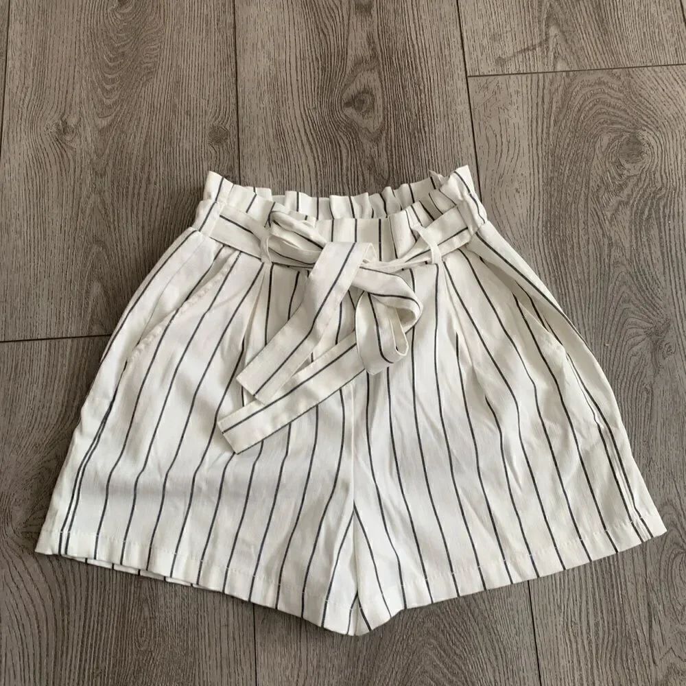 Bershka womans used shorts in good condition